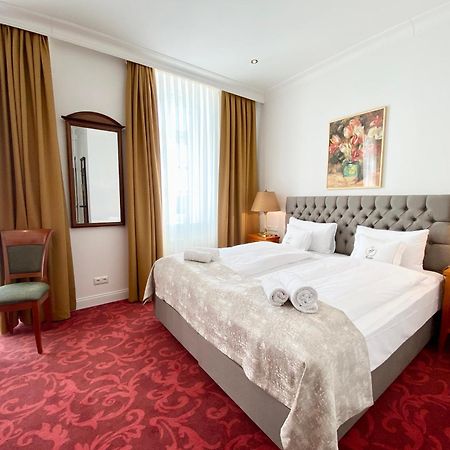Friedrich Franz Palais Hotel Bad Doberan Bagian luar foto