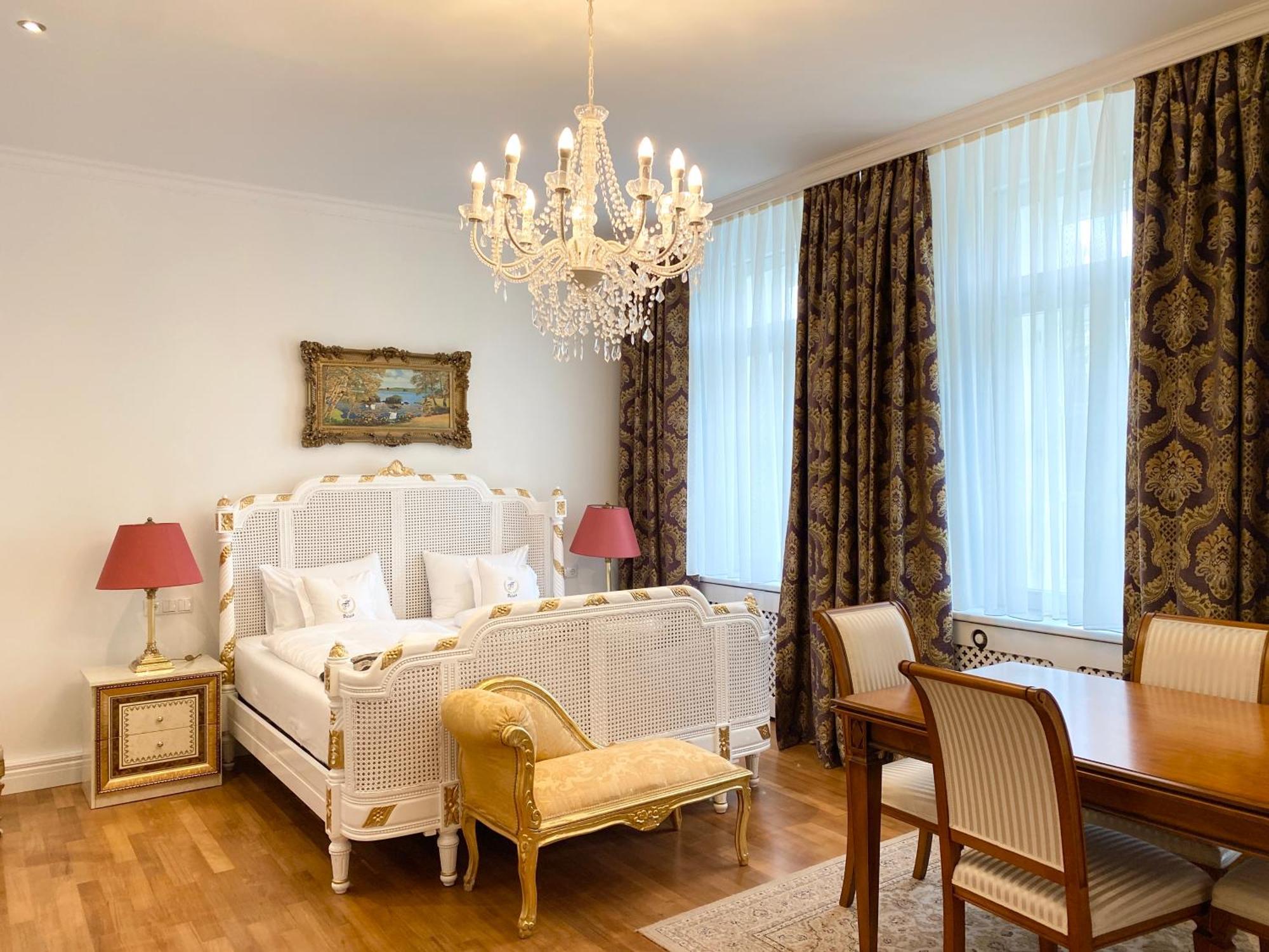 Friedrich Franz Palais Hotel Bad Doberan Bagian luar foto