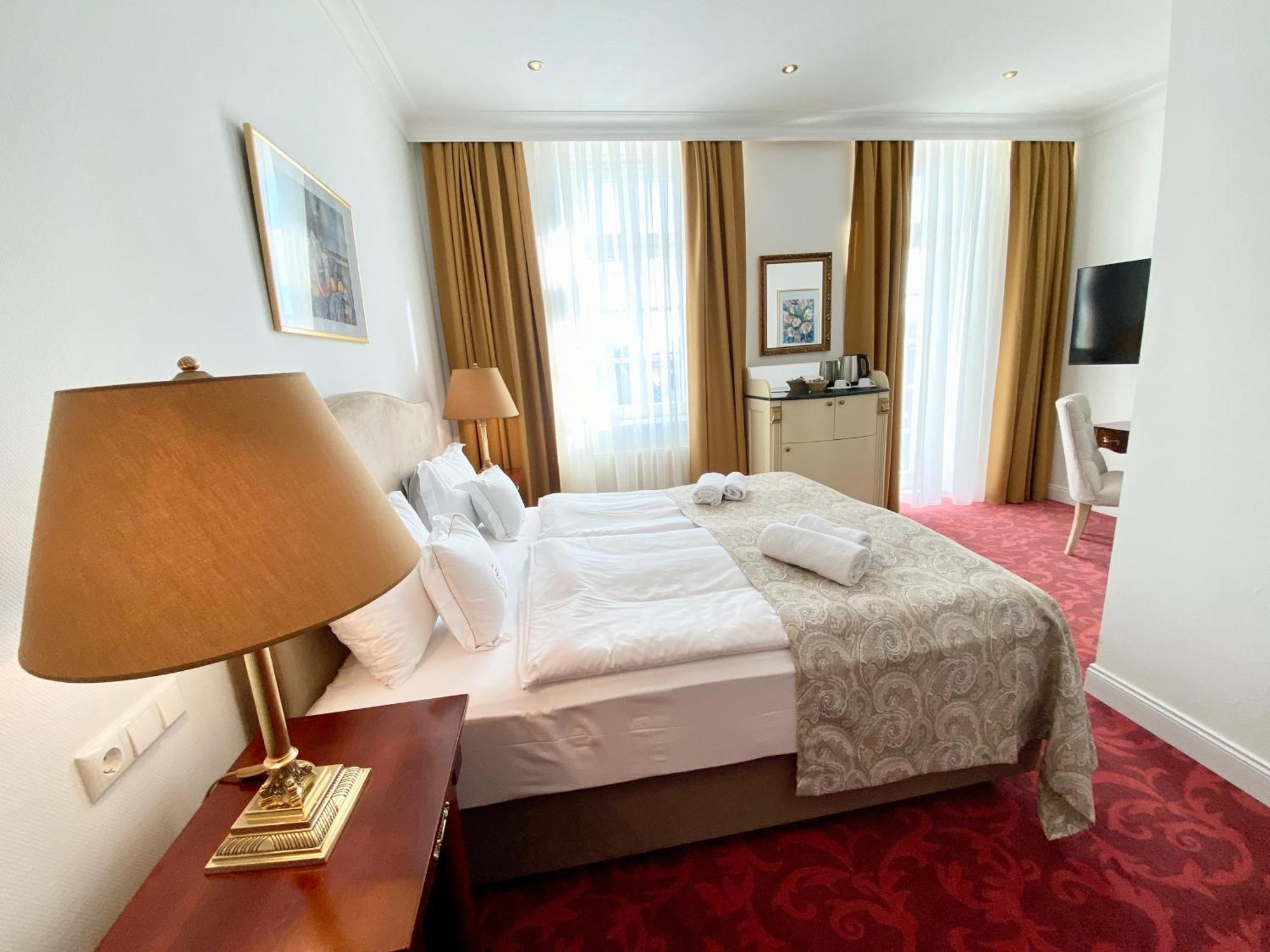 Friedrich Franz Palais Hotel Bad Doberan Bagian luar foto